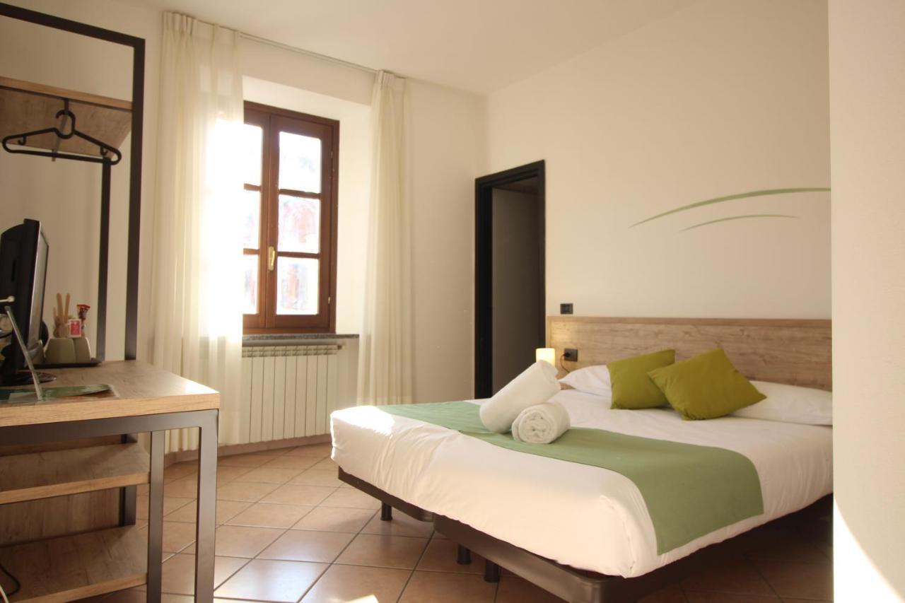 Hotel Tornielli 9 By Lvg Hotel Collection Novara Eksteriør bilde