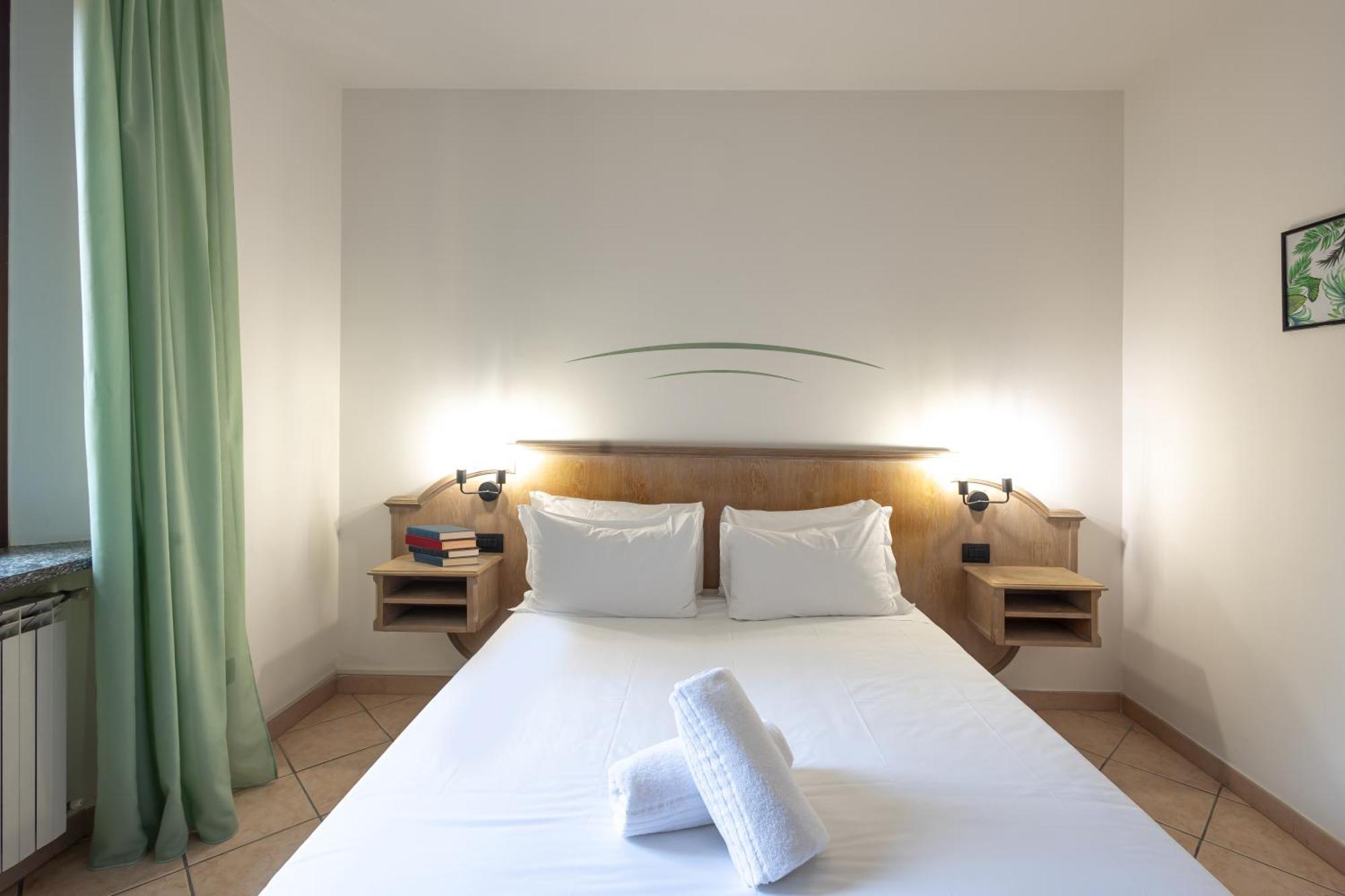 Hotel Tornielli 9 By Lvg Hotel Collection Novara Eksteriør bilde